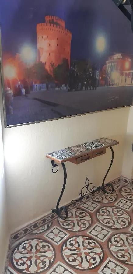 Elegant Top-Floor Apartment With Skyline City View Thessaloniki