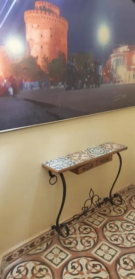 Elegant Top-Floor Apartment With Skyline City View Thessaloniki 0*,