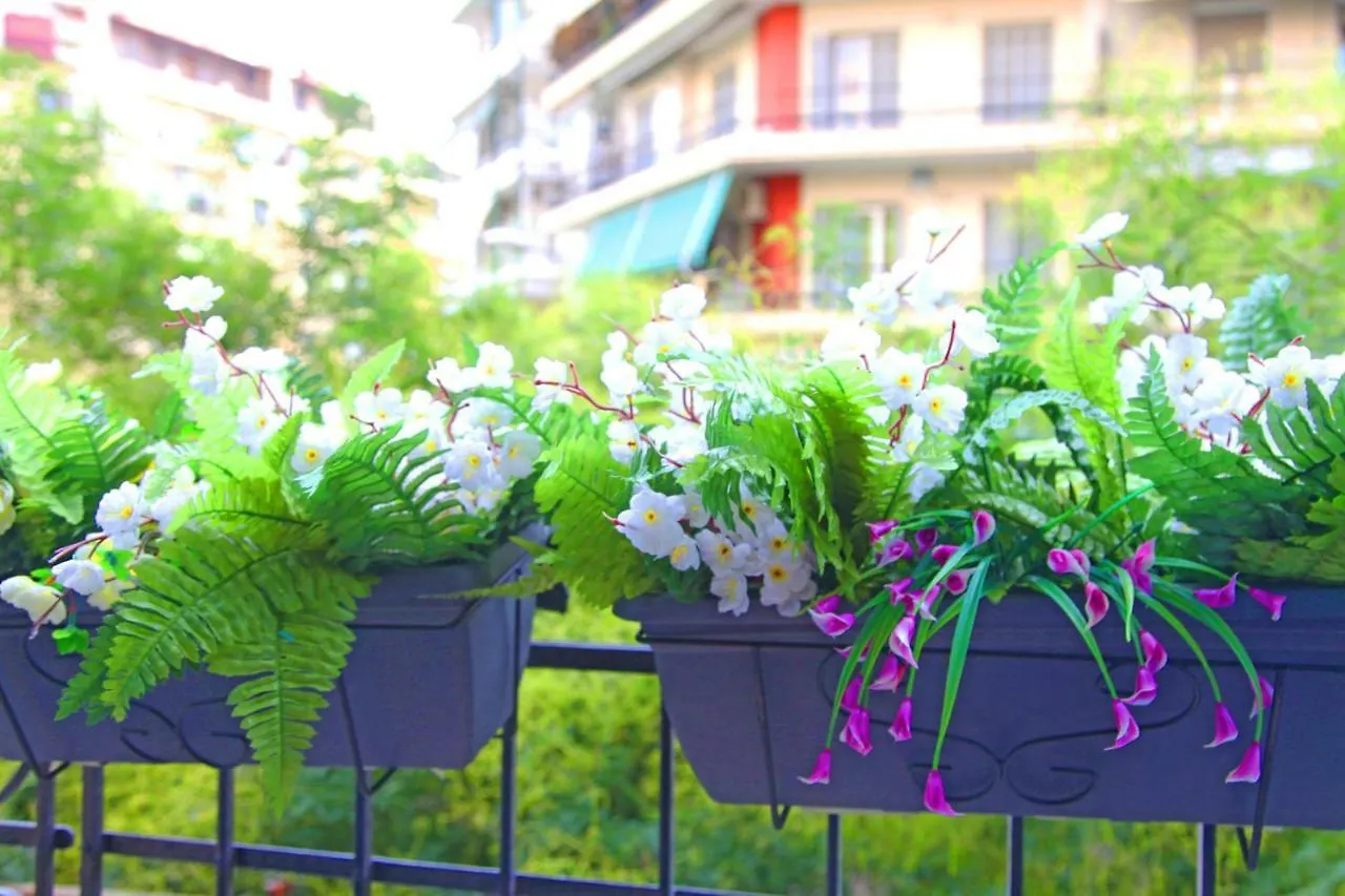 Elegant Top-Floor Apartment With Skyline City View Thessaloniki